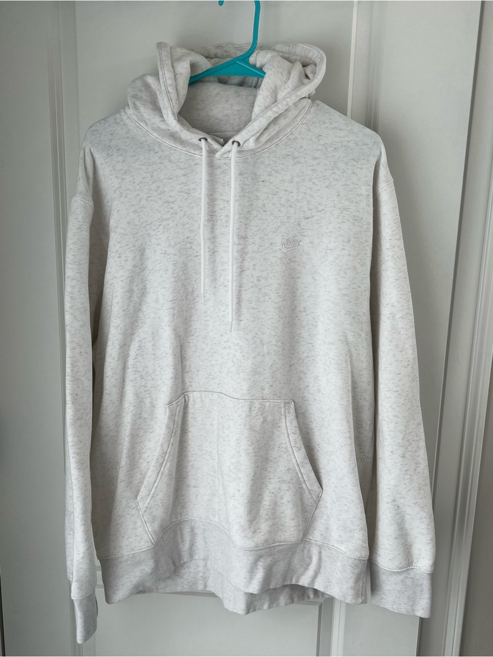 Nike Men’s White Speckled Pullover Hoodie
